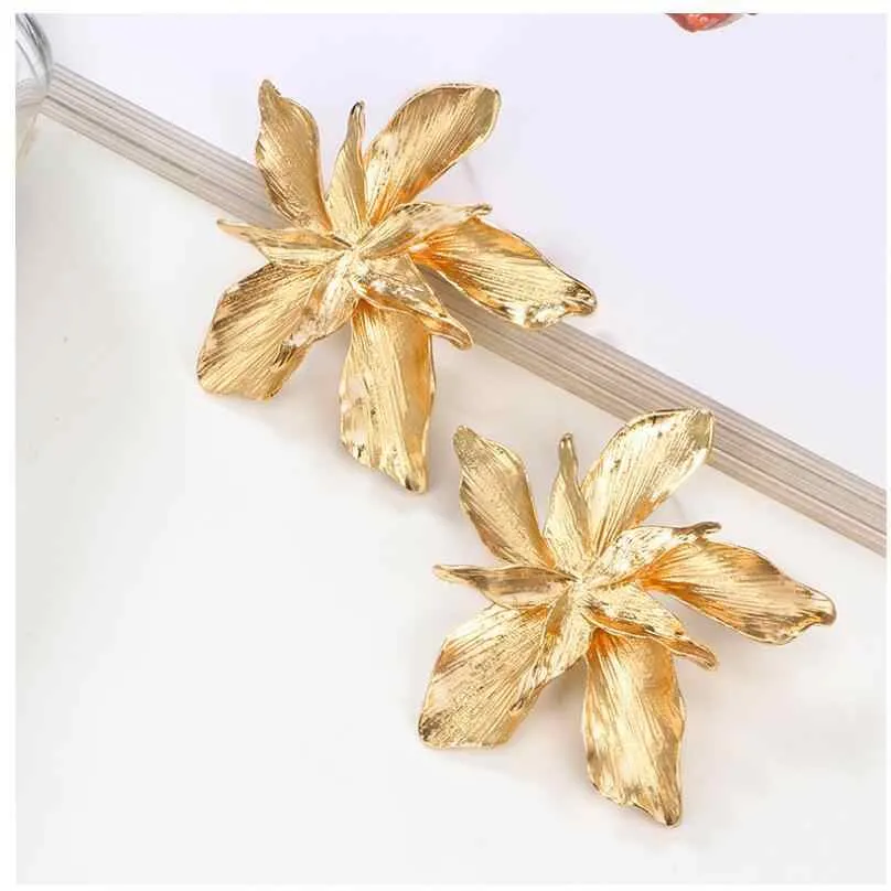 Gold Fan Earrings for Women | 18K Yellow Gold Plated