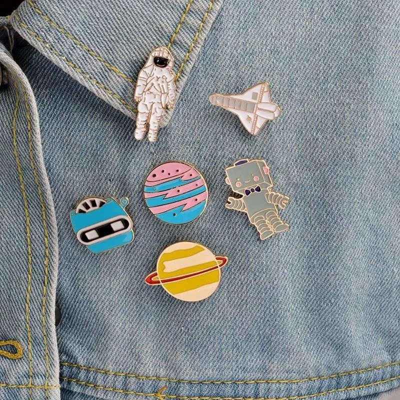 Space astronomy brooches